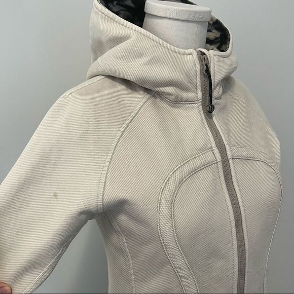 Lululemon Scuba Hoodie II Cream Angel Wing Mojave Tan - Picture 9 of 16
